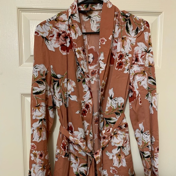 2 piece outfit - Picture 1 of 4